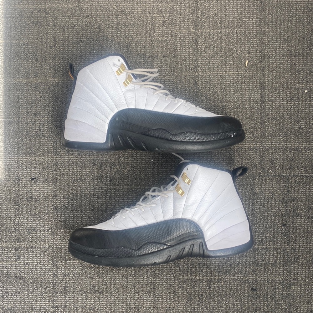 Jordan xII “taxi” 2013
